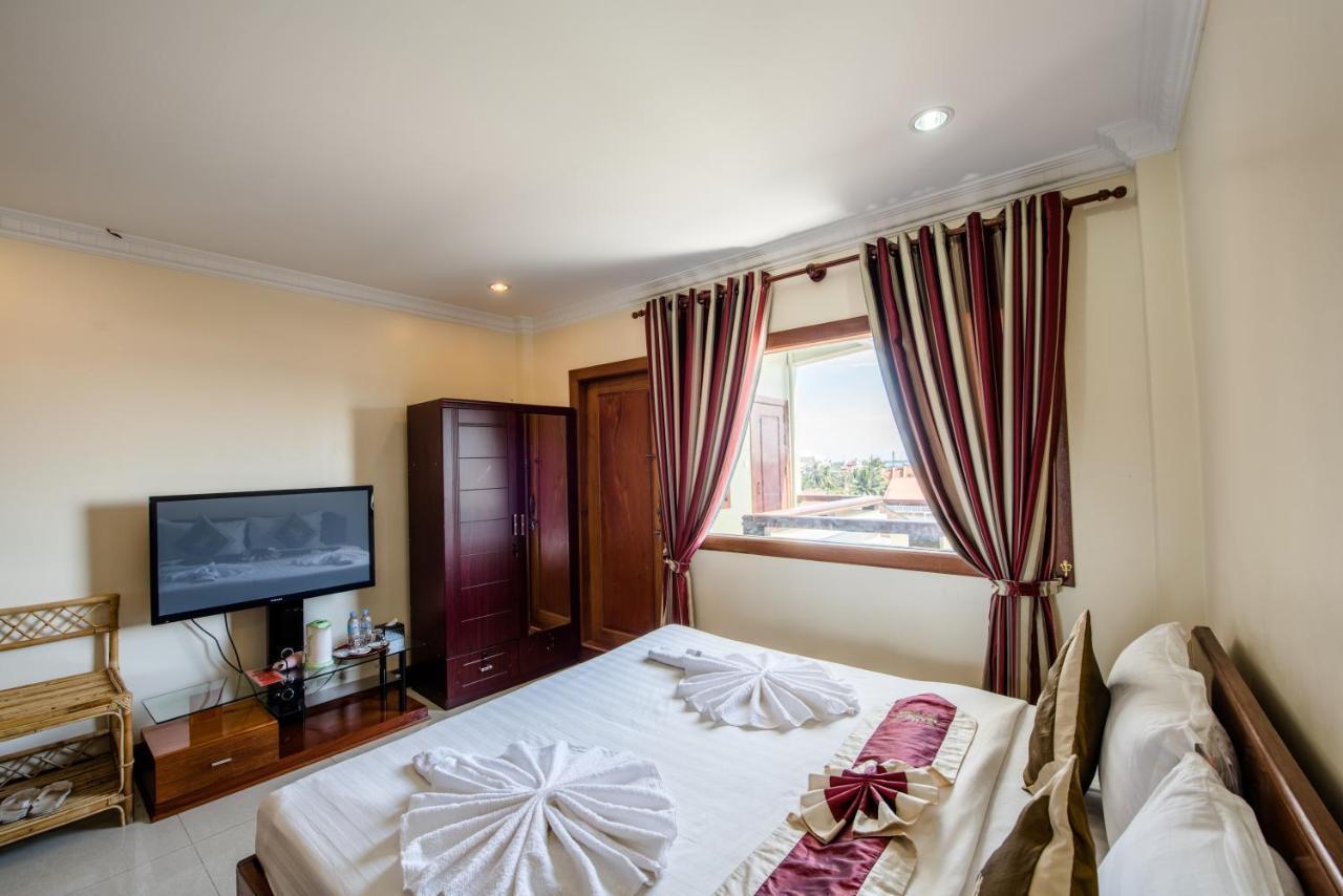 Seng Hout Hotel Μπατταμπάνγκ Εξωτερικό φωτογραφία